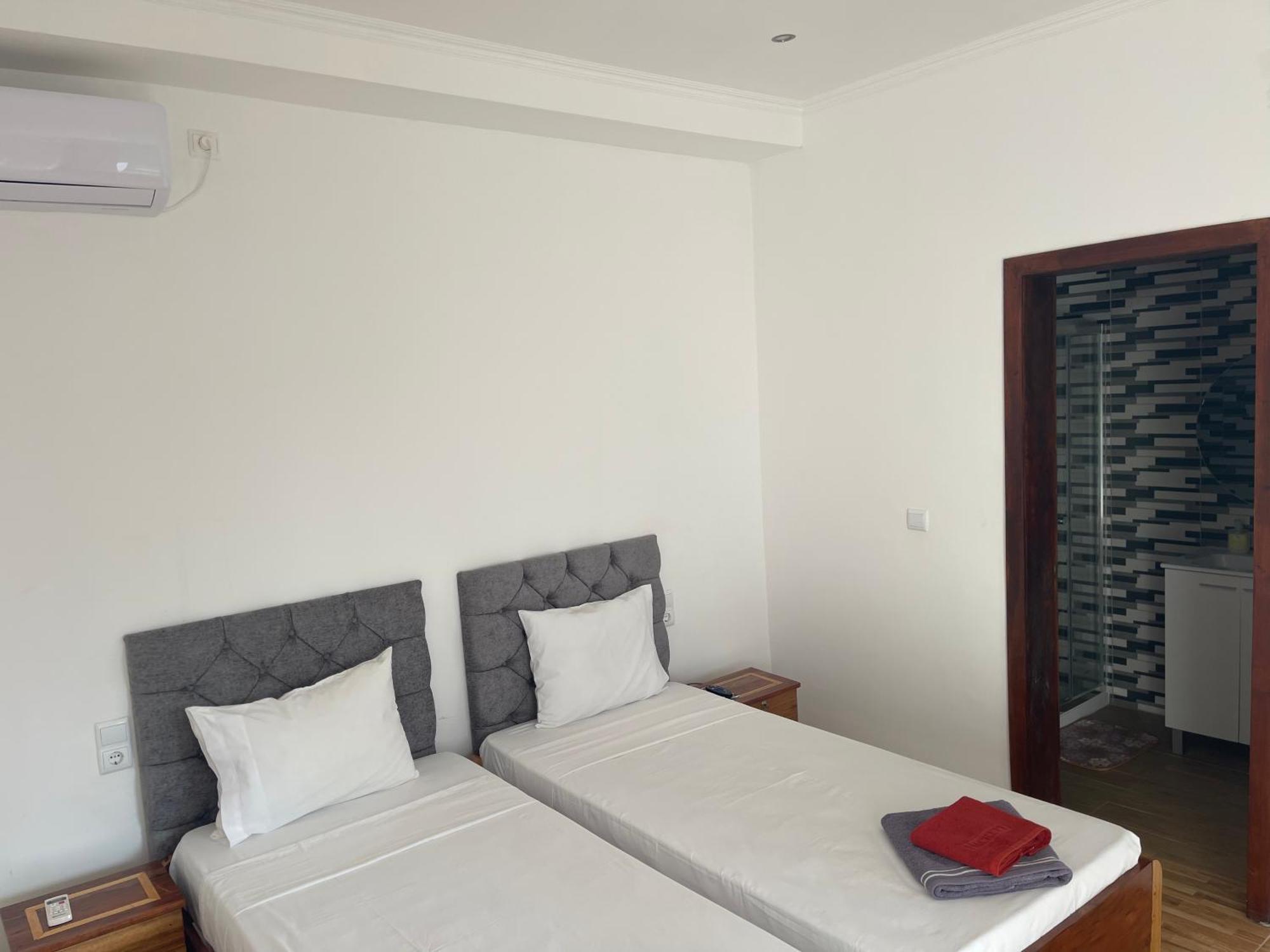 Hotel Kenito Sao Tome Esterno foto